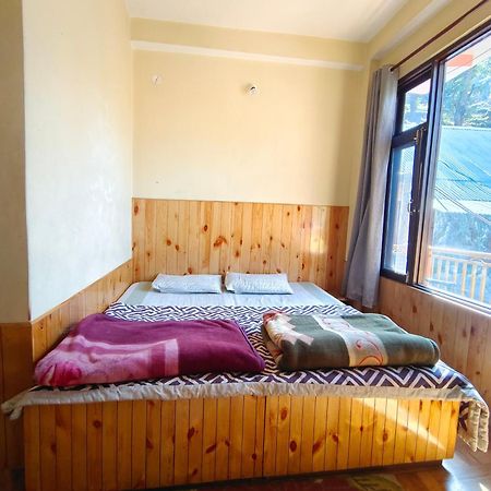 Trinity Homestay Kasol Eksteriør bilde