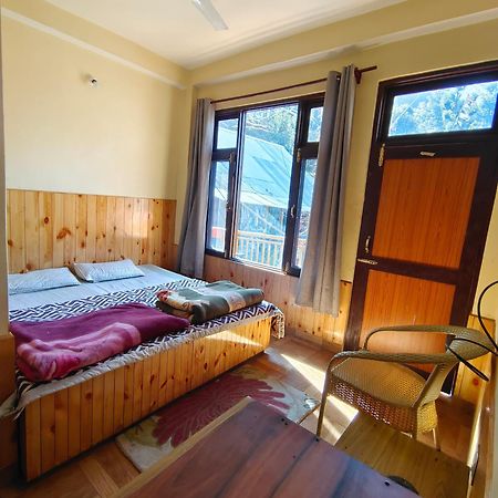 Trinity Homestay Kasol Eksteriør bilde