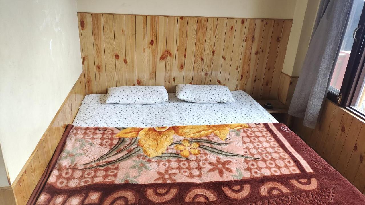 Trinity Homestay Kasol Eksteriør bilde